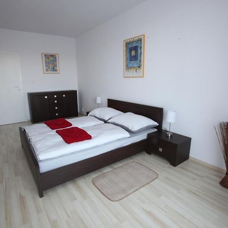 Apartment Park Radouc - 60M2 Млада-Болеслав Экстерьер фото